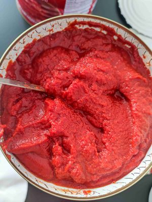 Stil Konserven Tomatenpaste mit Fruchtzusatzstoffen