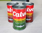 Eingemachte Sardinen-Fischkonserven Calvo Marke in der Tomatensauce mit oder ohne Paprika