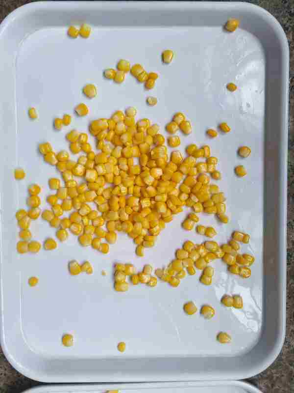 Teile Süßmais-Kern Dosen-Süßmais Beladung Allergene Kann Spuren von Soja und Weizen enthalten