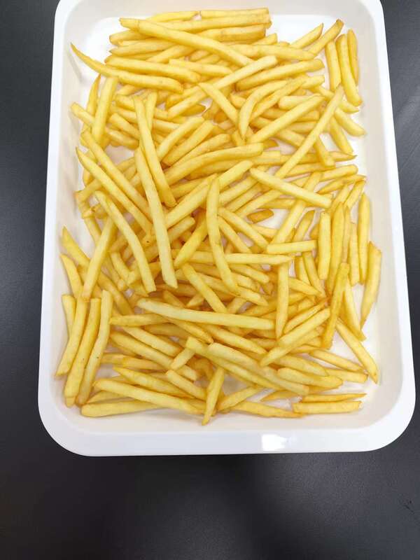 10,00 mm x 10,00 mm tiefgefrorene, gerade geschnittene Pommes Frites mit 24 Monaten Haltbarkeit und EXPORT-Qualität A