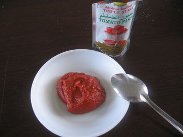 Dampfte Tomatenpaste aus Dosen