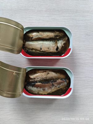 Keine Zusatzstoffe Konserven Sardinenfisch zum schnellen Mittagessen oder leichten Abendessen